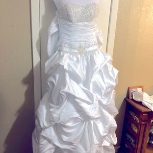 Maggie Sottero wedding gown